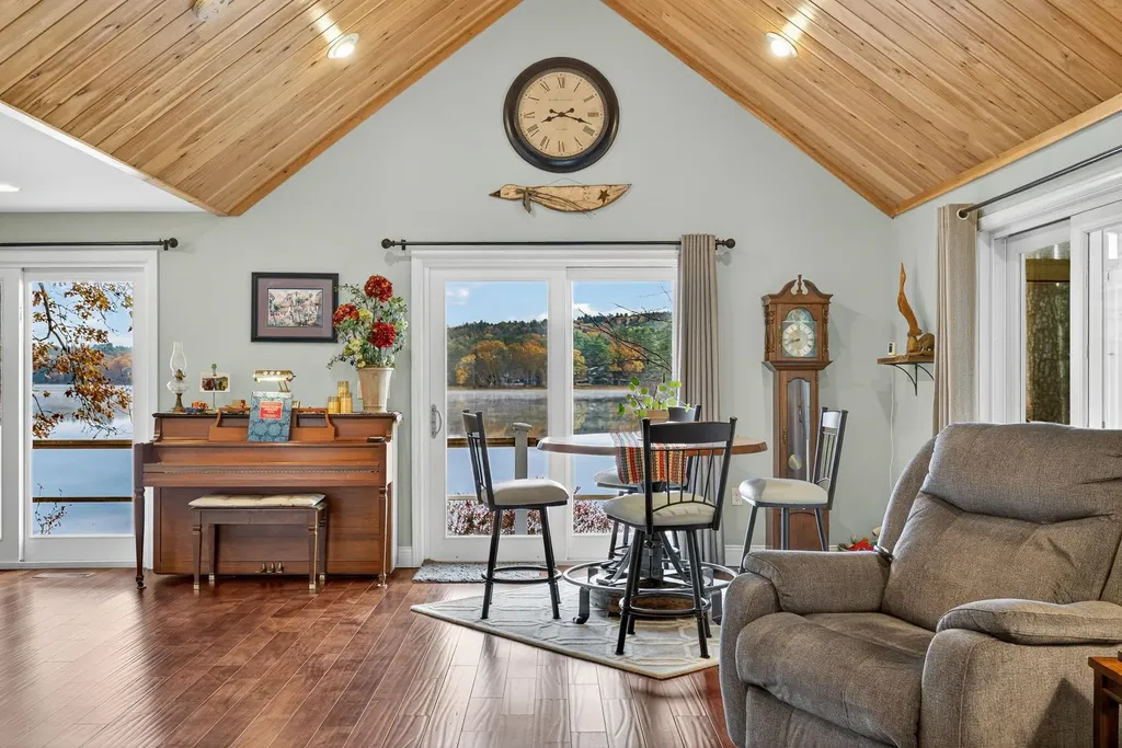 30 Crystal Lane Tilton NH 03276