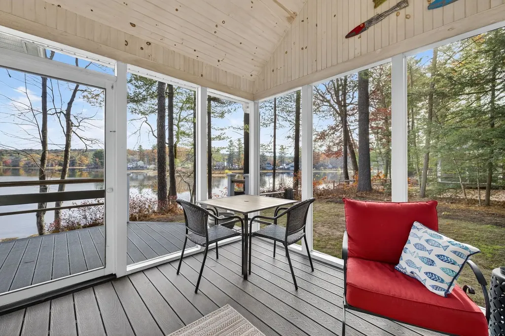 30 Crystal Lane Tilton NH 03276