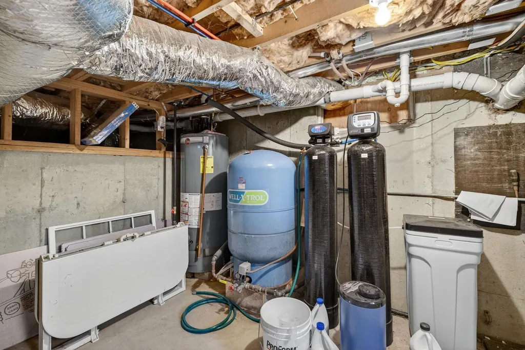 30 Crystal Lane Tilton NH 03276