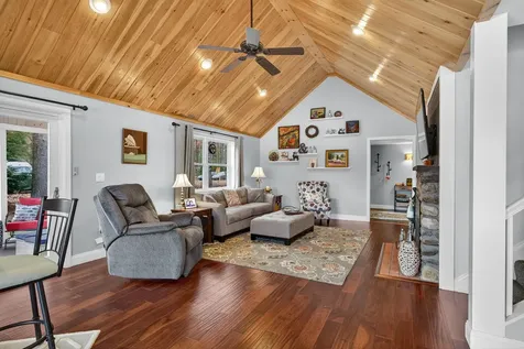 30 Crystal Lane Tilton NH 03276