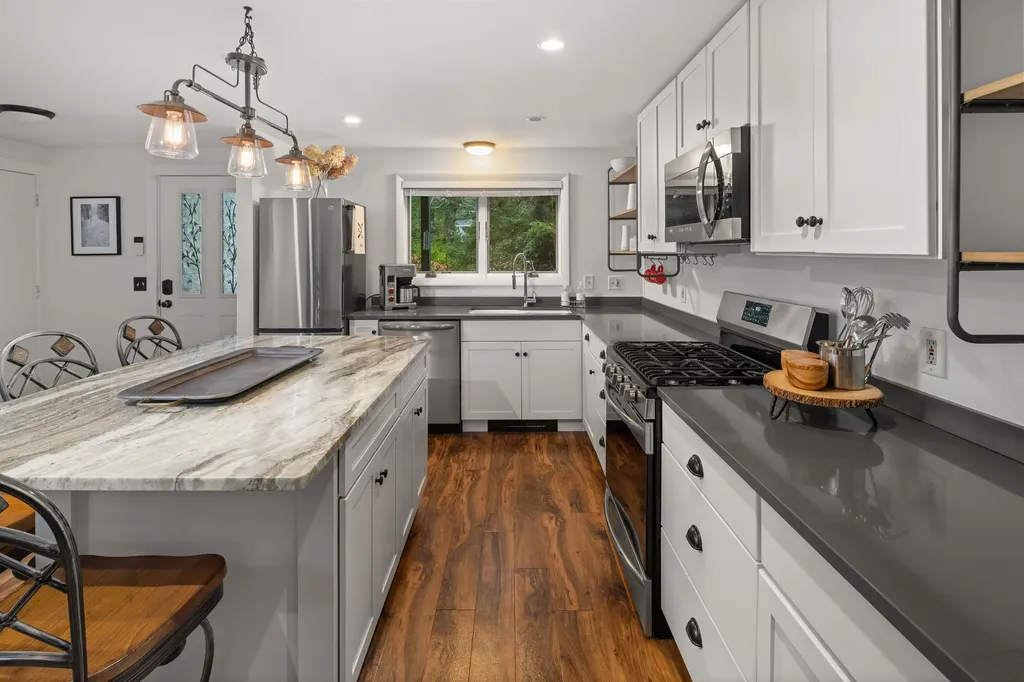 1126 Mountain Road Stowe VT 05672