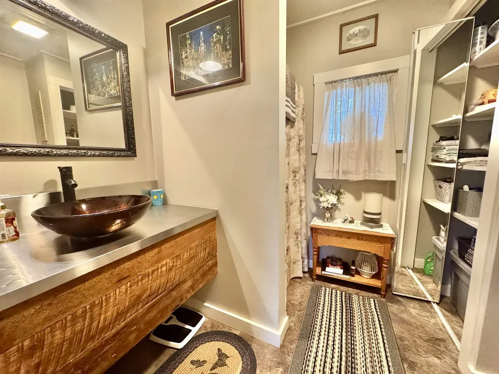 28 Lake Morey Road Fairlee VT 05045