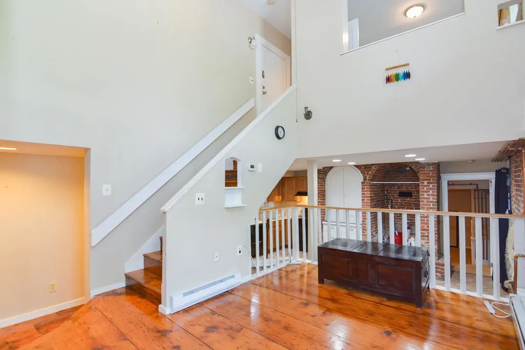 125 W. Merrimack Street Manchester NH 03101