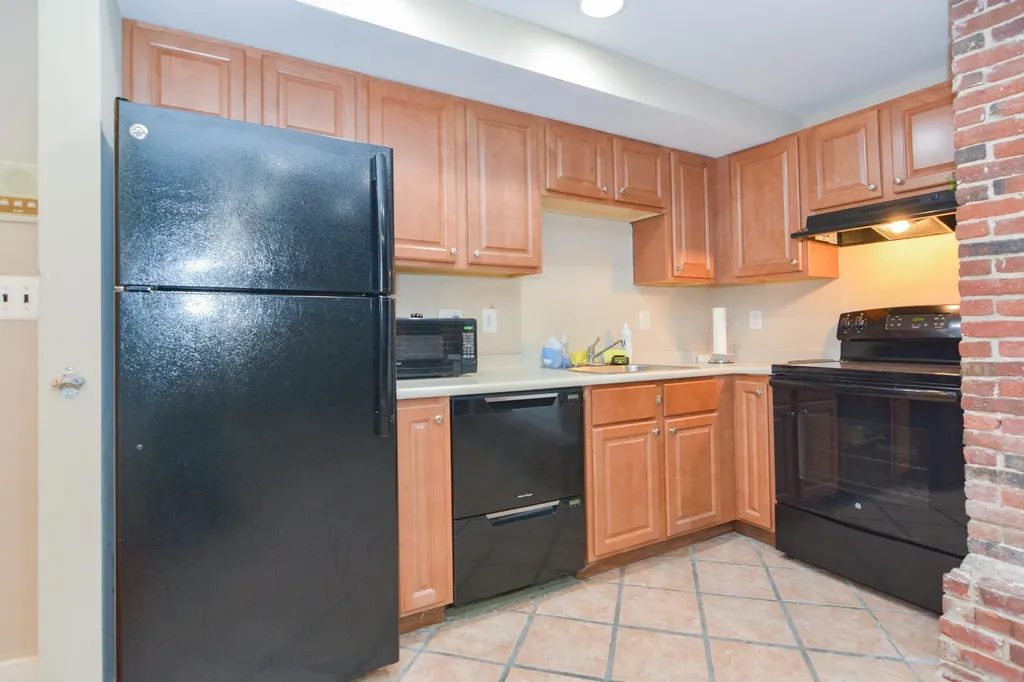 125 W. Merrimack Street Manchester NH 03101