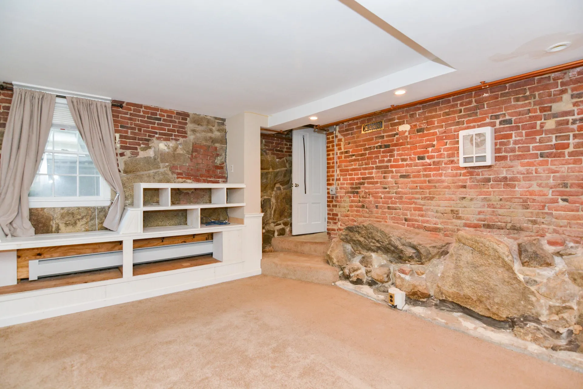 125 W. Merrimack Street Manchester NH 03101