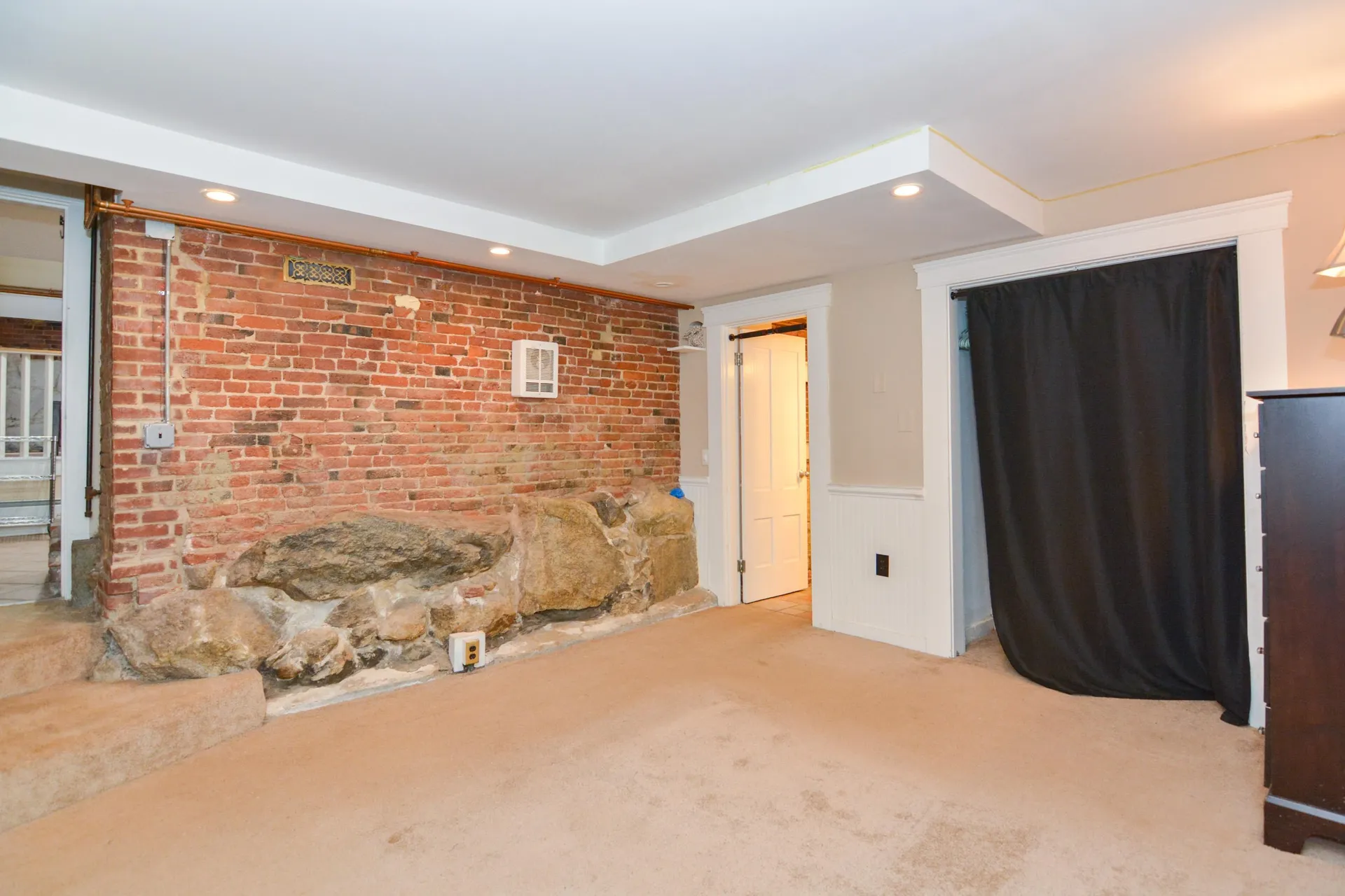 125 W. Merrimack Street Manchester NH 03101