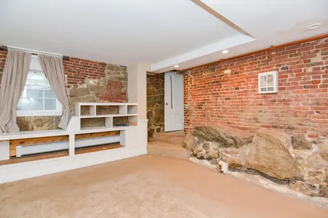 125 W. Merrimack Street Manchester NH 03101