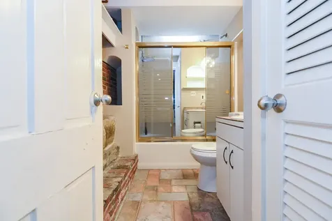 125 W. Merrimack Street Manchester NH 03101