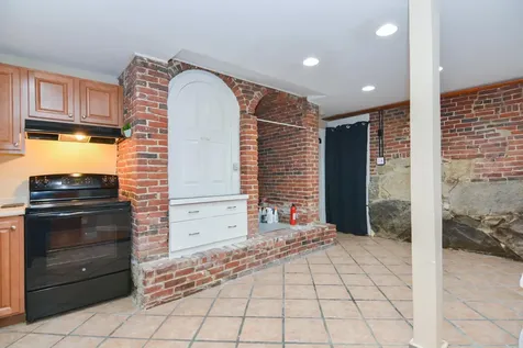 125 W. Merrimack Street Manchester NH 03101