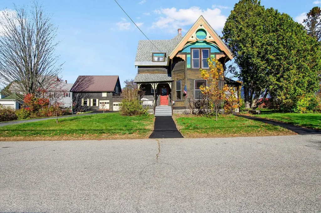 19 Pine Street Haverhill NH 03785