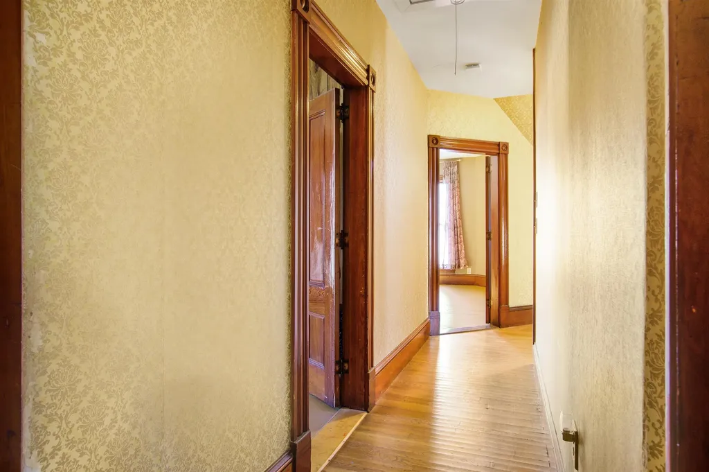 19 Pine Street Haverhill NH 03785