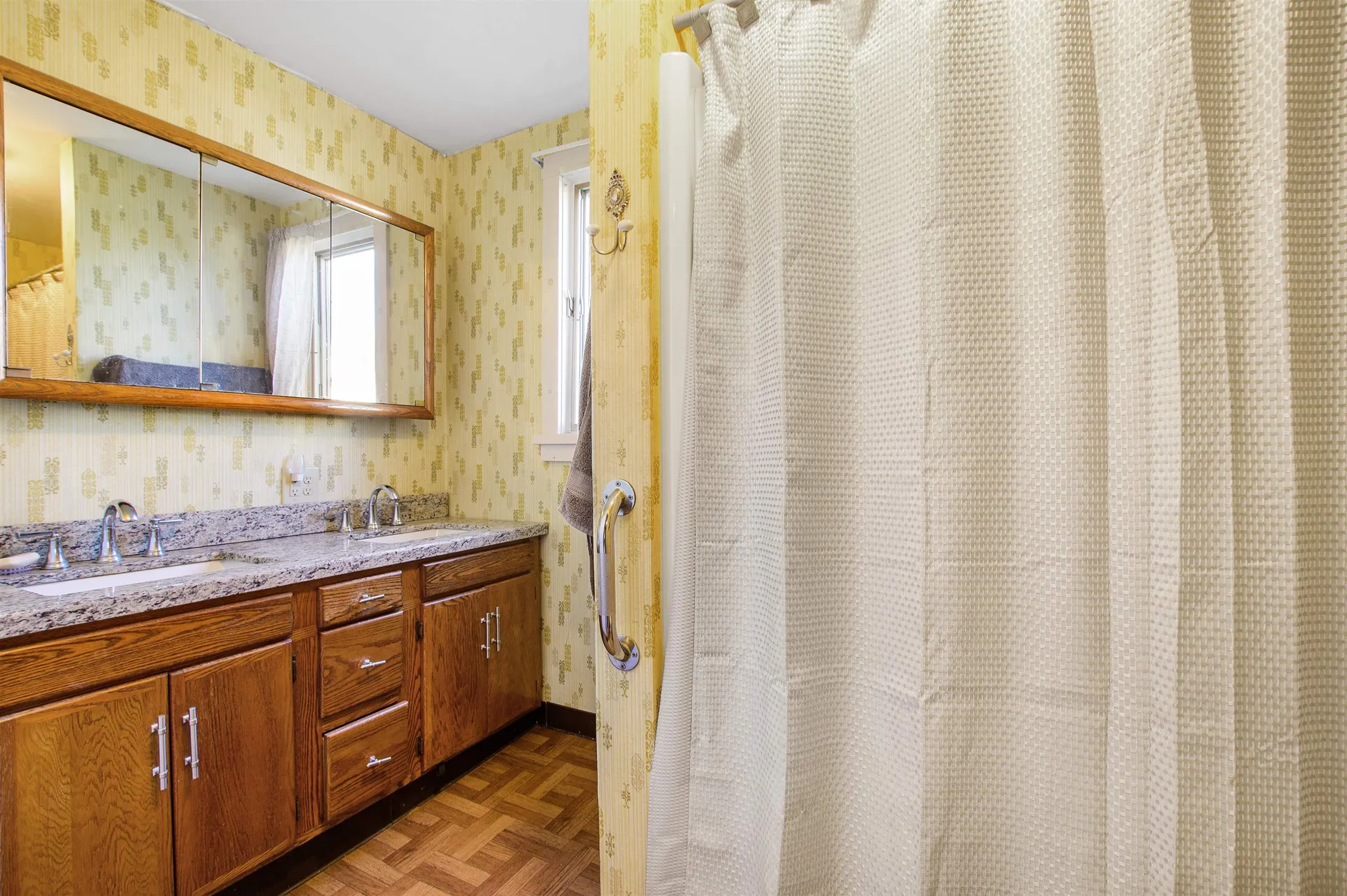 19 Pine Street Haverhill NH 03785