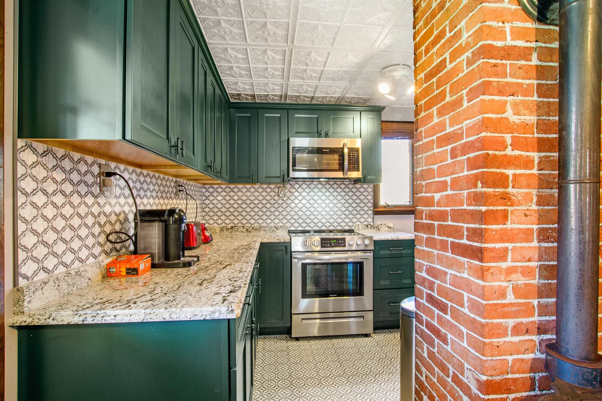 19 Pine Street Haverhill NH 03785