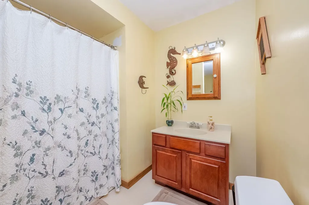 139 Elm Street Milton NH 03851