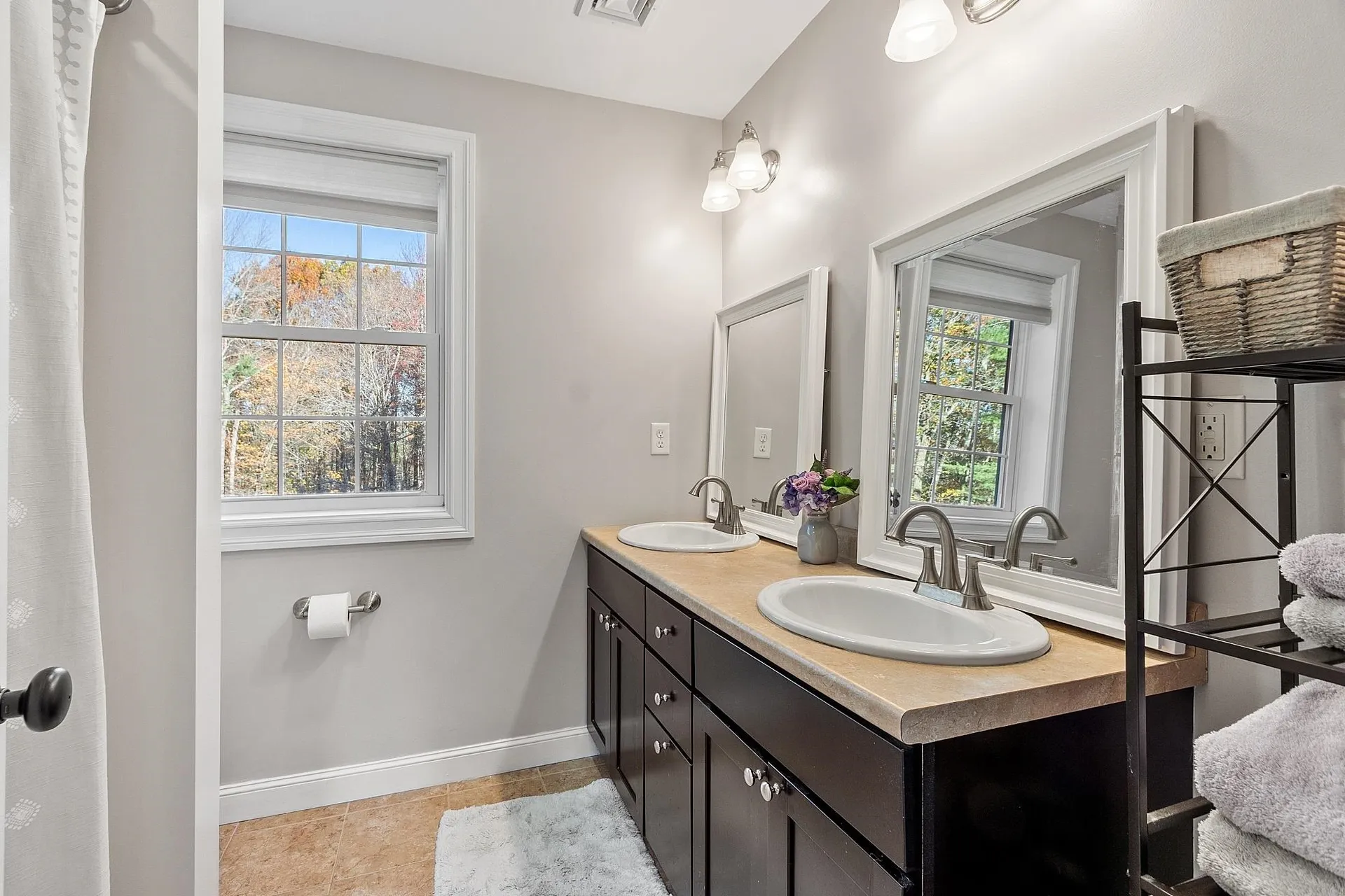 92 Ridgecrest Drive Greenland NH 03840