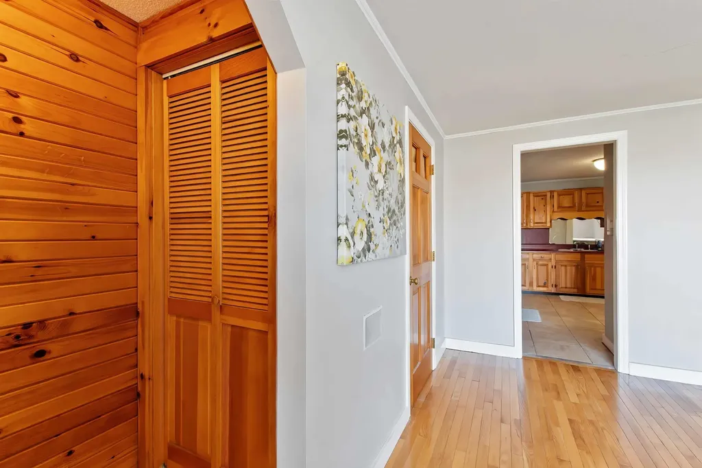 14 Lake Avenue Sunapee NH 03782