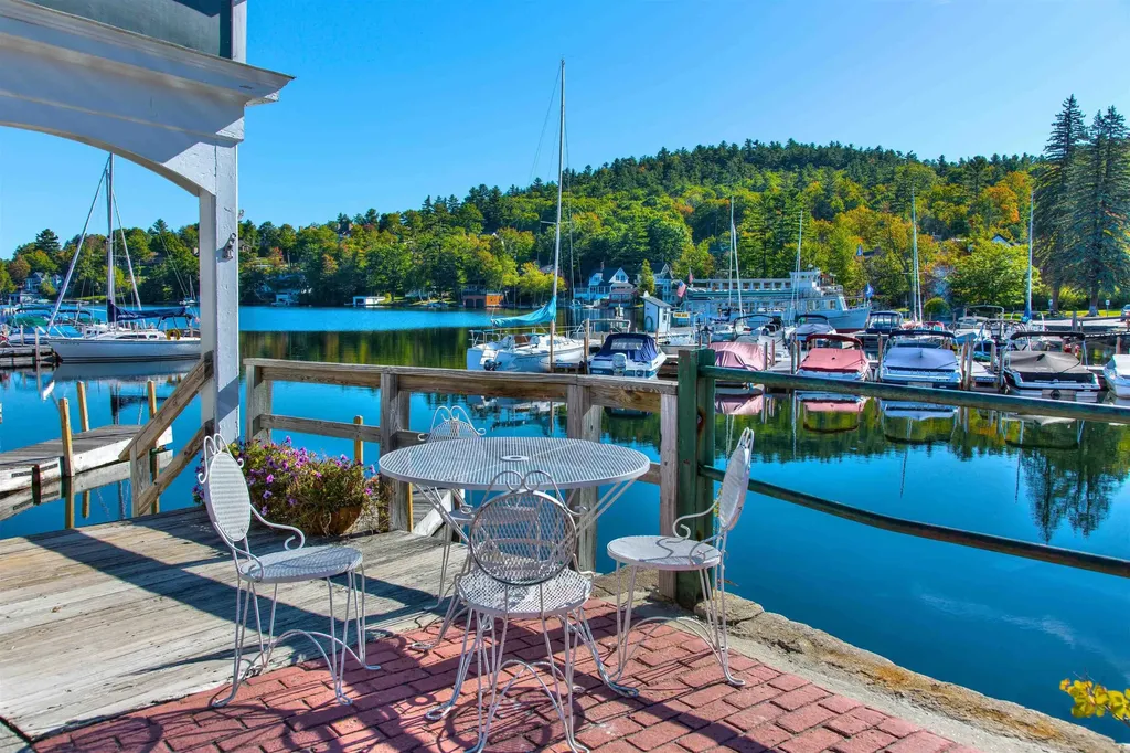 14 Lake Avenue Sunapee NH 03782