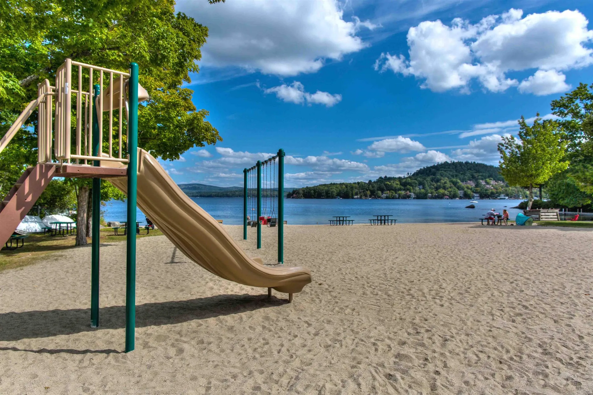 14 Lake Avenue Sunapee NH 03782