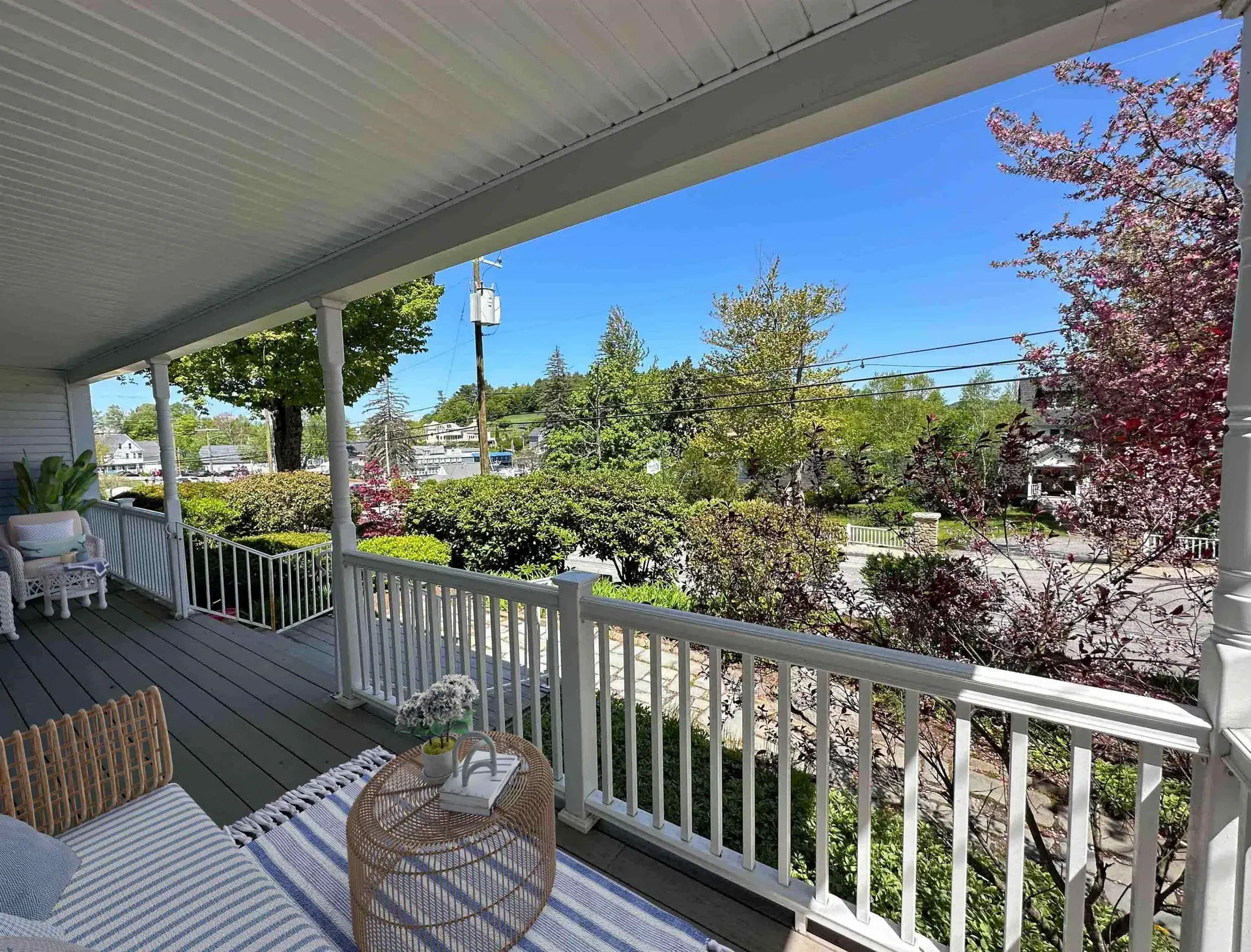 14 Lake Avenue Sunapee NH 03782