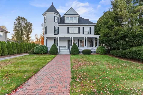 2108 Elm Street Manchester NH 03104