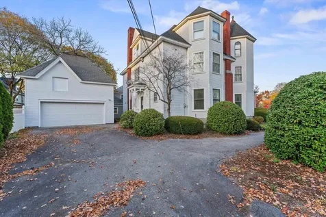 2108 Elm Street Manchester NH 03104