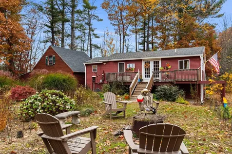 31 North Shore Road Sandown NH 03873