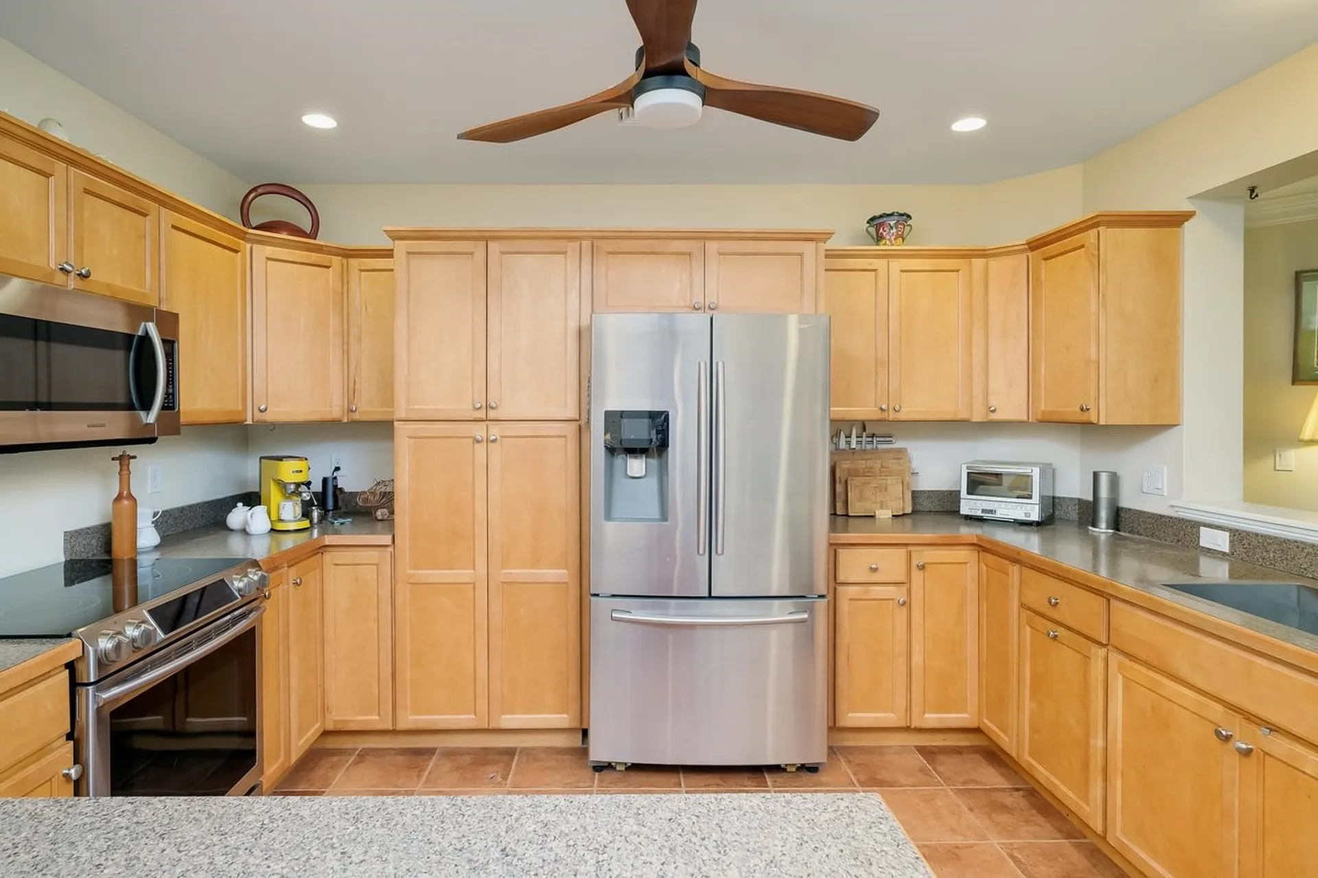 100 Shepards Cove Road Kittery ME 03904