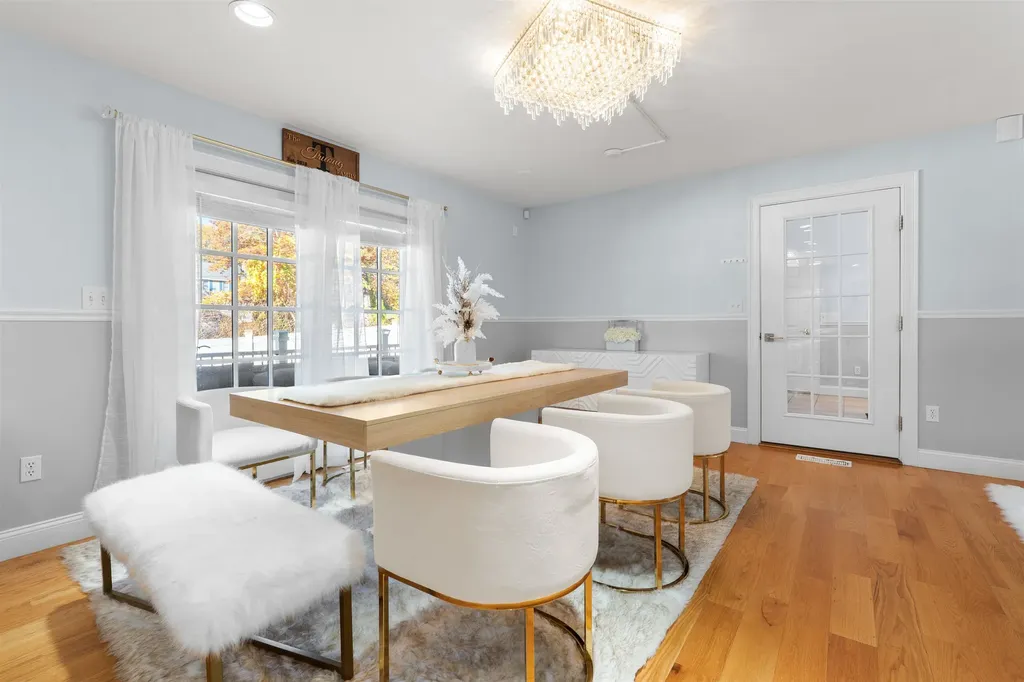 10 Evelyn Road Salem NH 03079