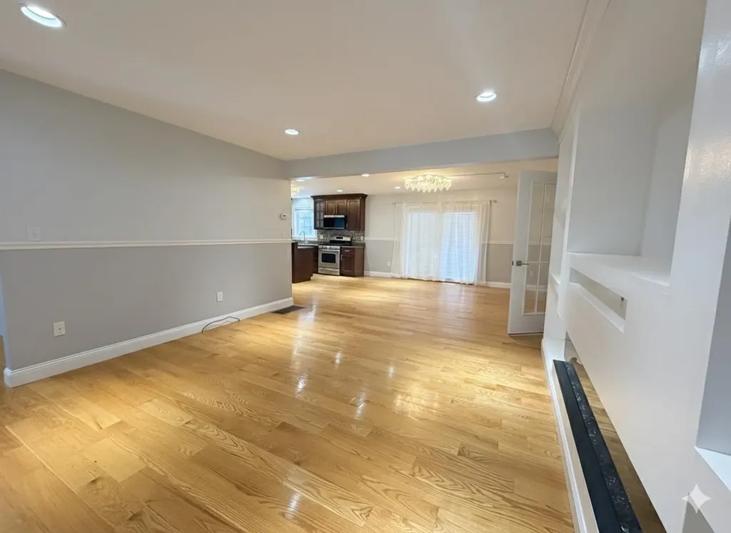 10 Evelyn Road Salem NH 03079