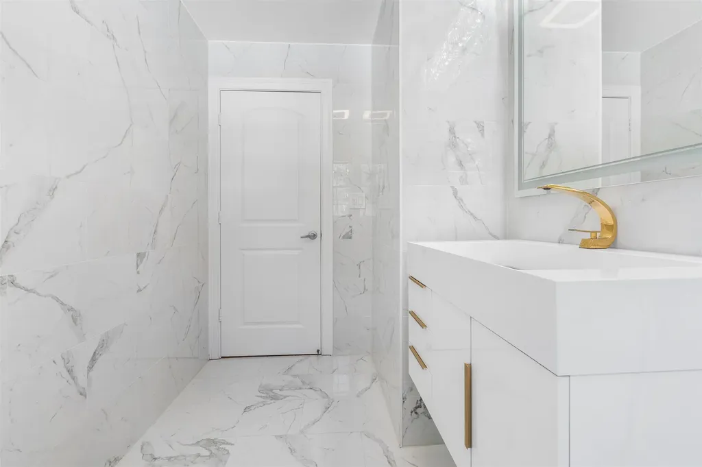 10 Evelyn Road Salem NH 03079