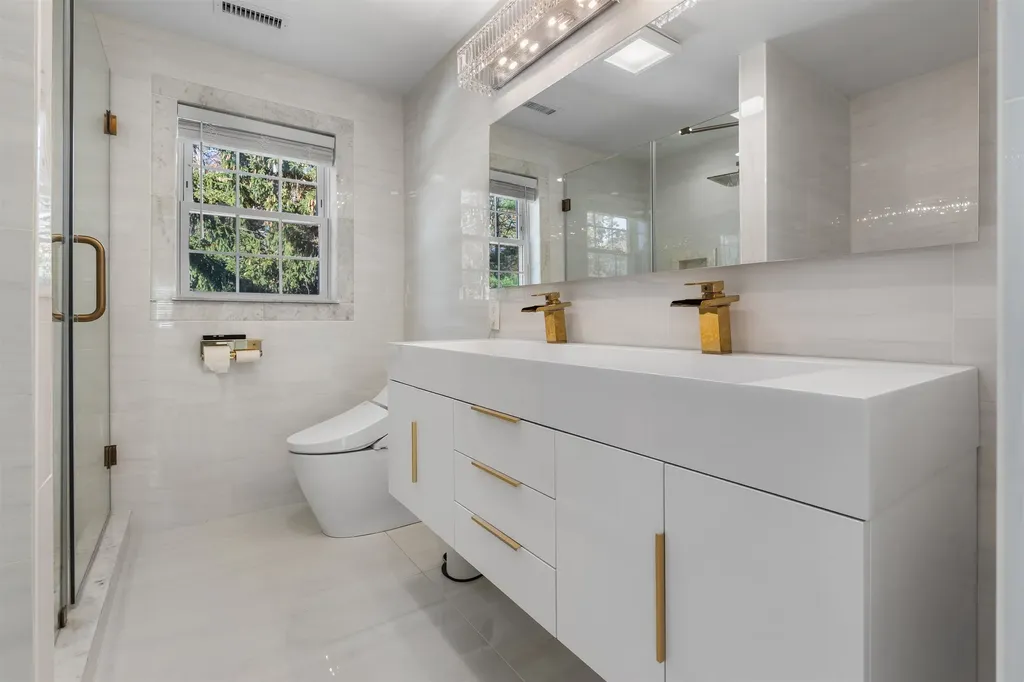 10 Evelyn Road Salem NH 03079