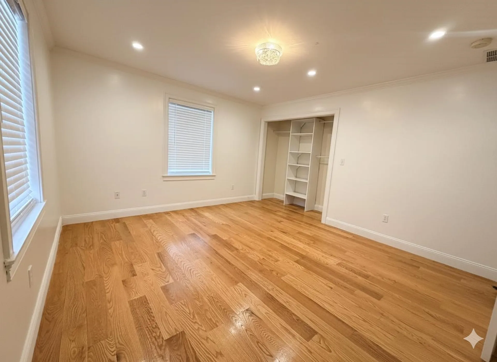 10 Evelyn Road Salem NH 03079