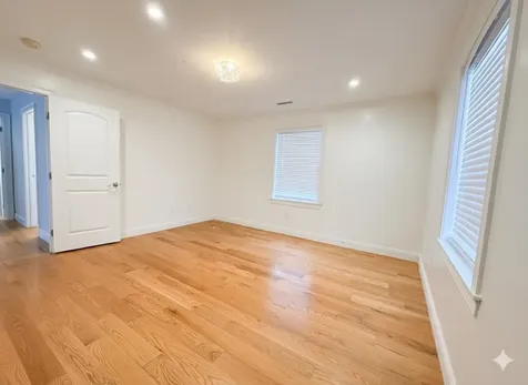 10 Evelyn Road Salem NH 03079