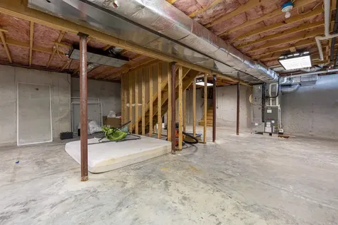 10 Evelyn Road Salem NH 03079