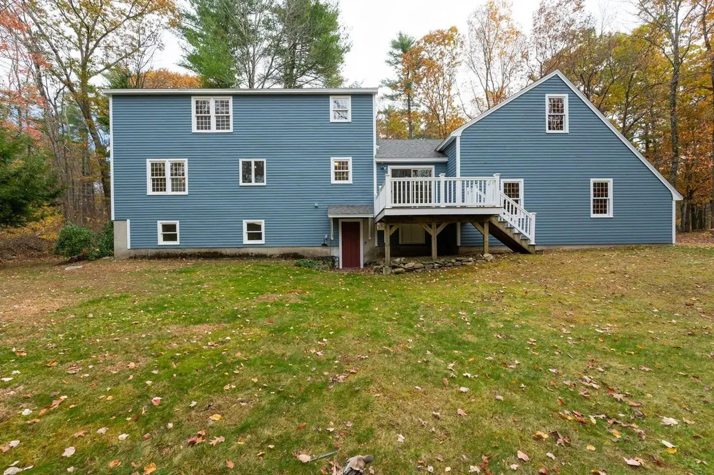 87 Island Pond Road Derry NH 03038