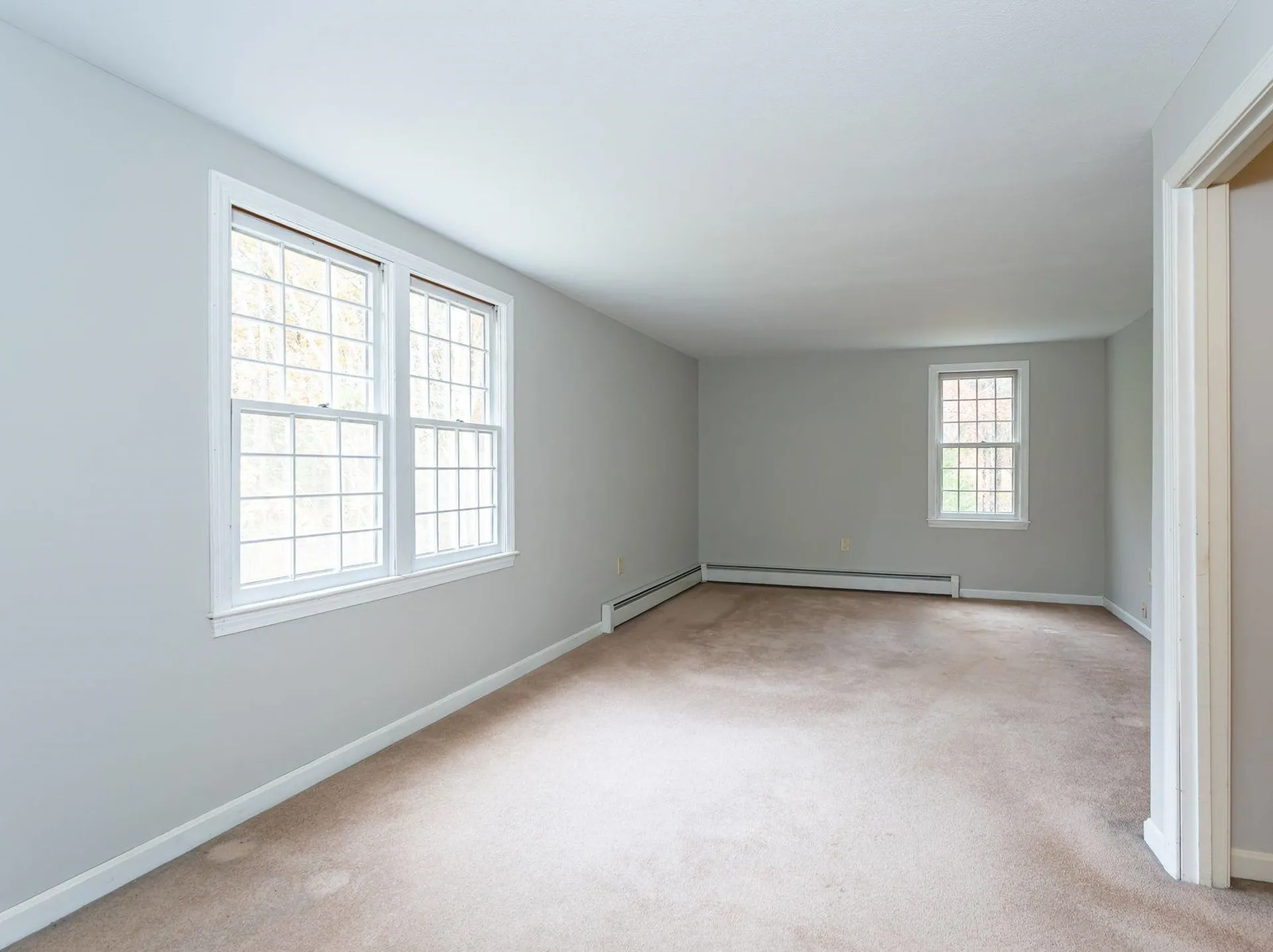 87 Island Pond Road Derry NH 03038