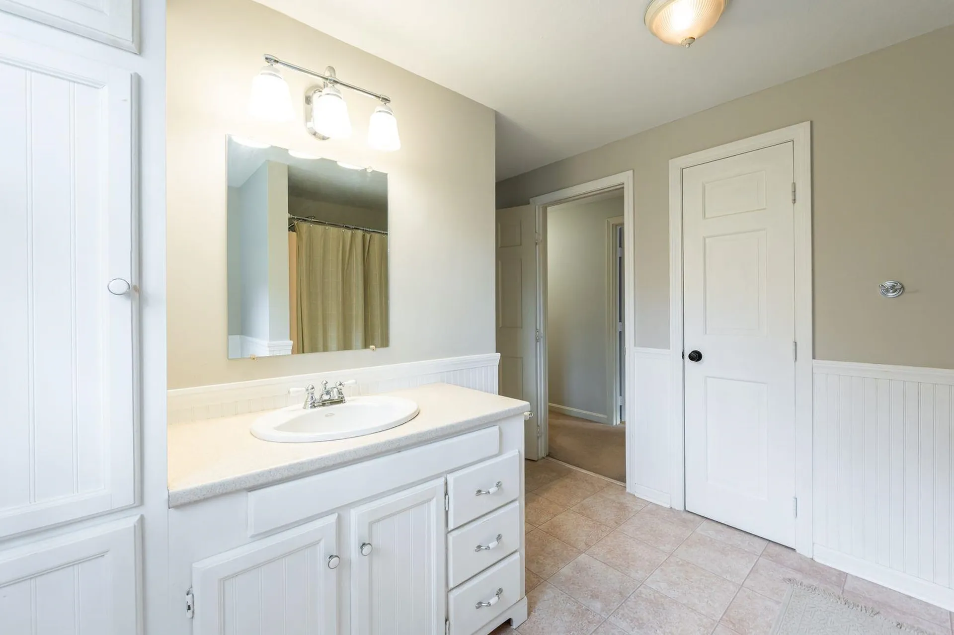 87 Island Pond Road Derry NH 03038