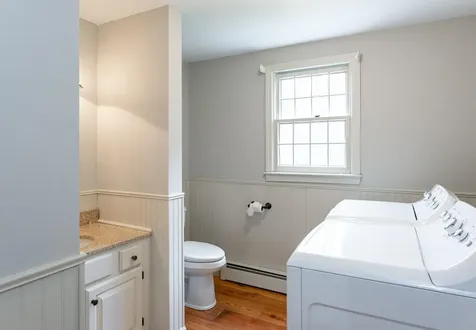 87 Island Pond Road Derry NH 03038