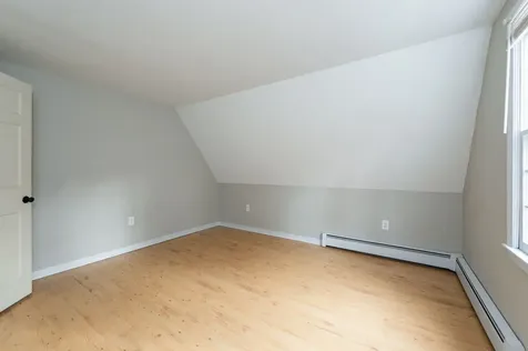 87 Island Pond Road Derry NH 03038