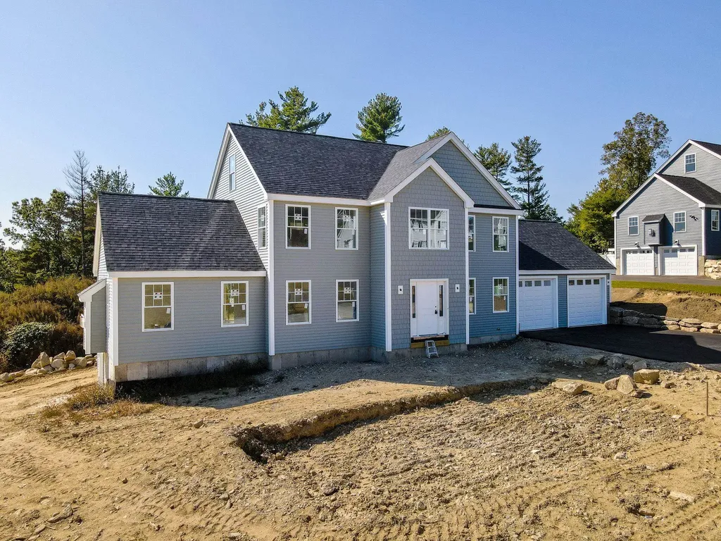 59 Thistlewood Drive Pelham NH 03076