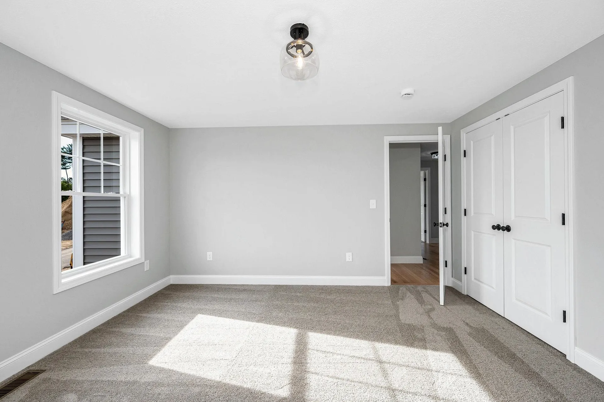 59 Thistlewood Drive Pelham NH 03076