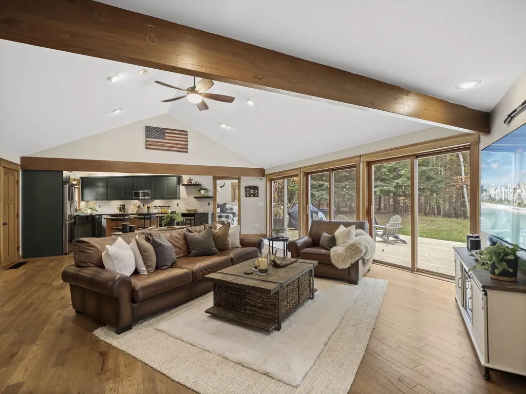 32 Noyes Road Londonderry NH 03053