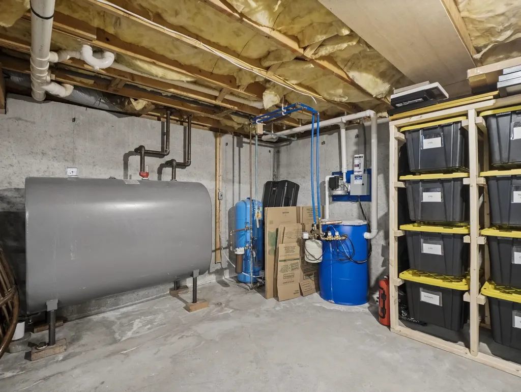 32 Noyes Road Londonderry NH 03053