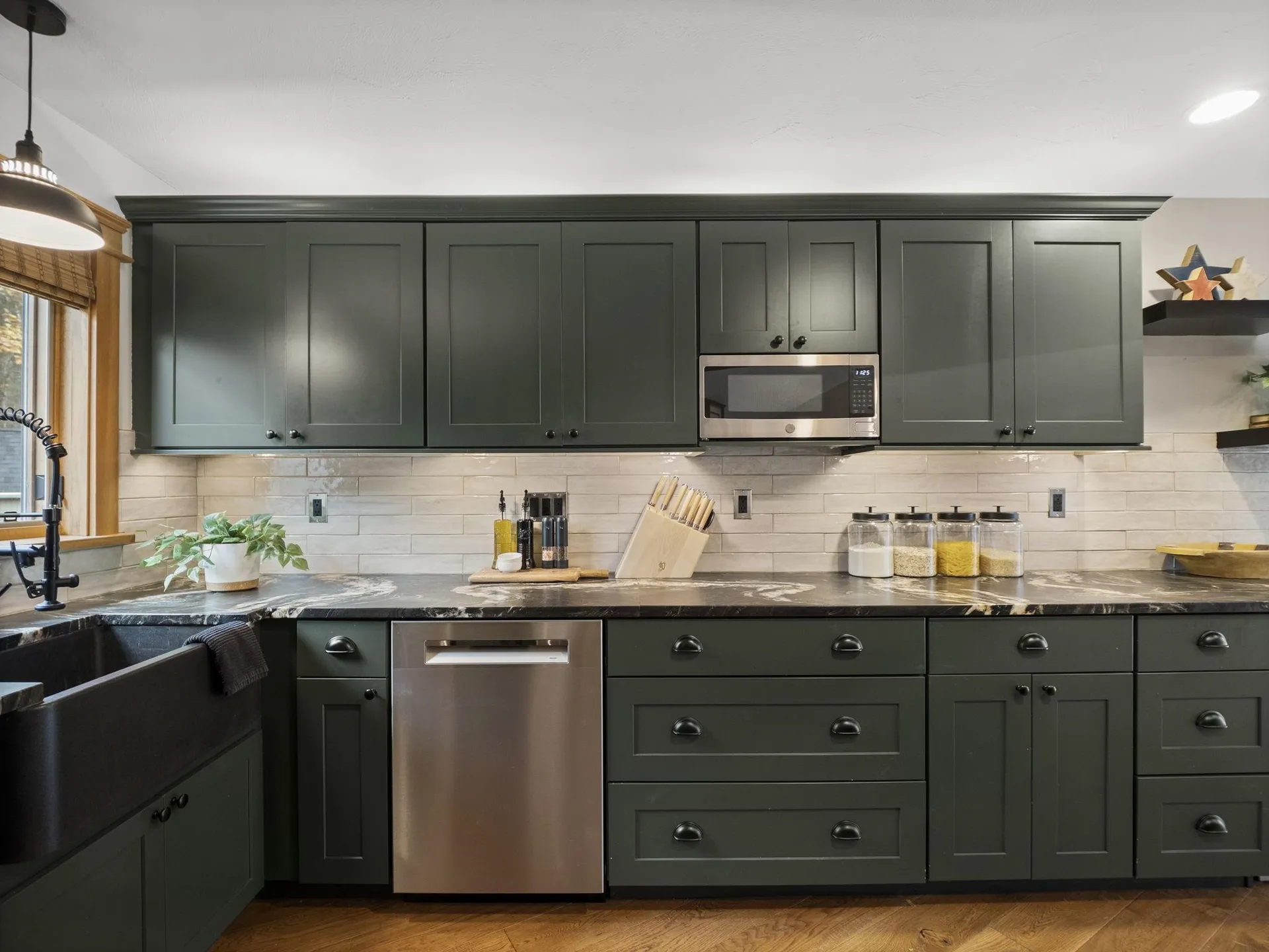 32 Noyes Road Londonderry NH 03053