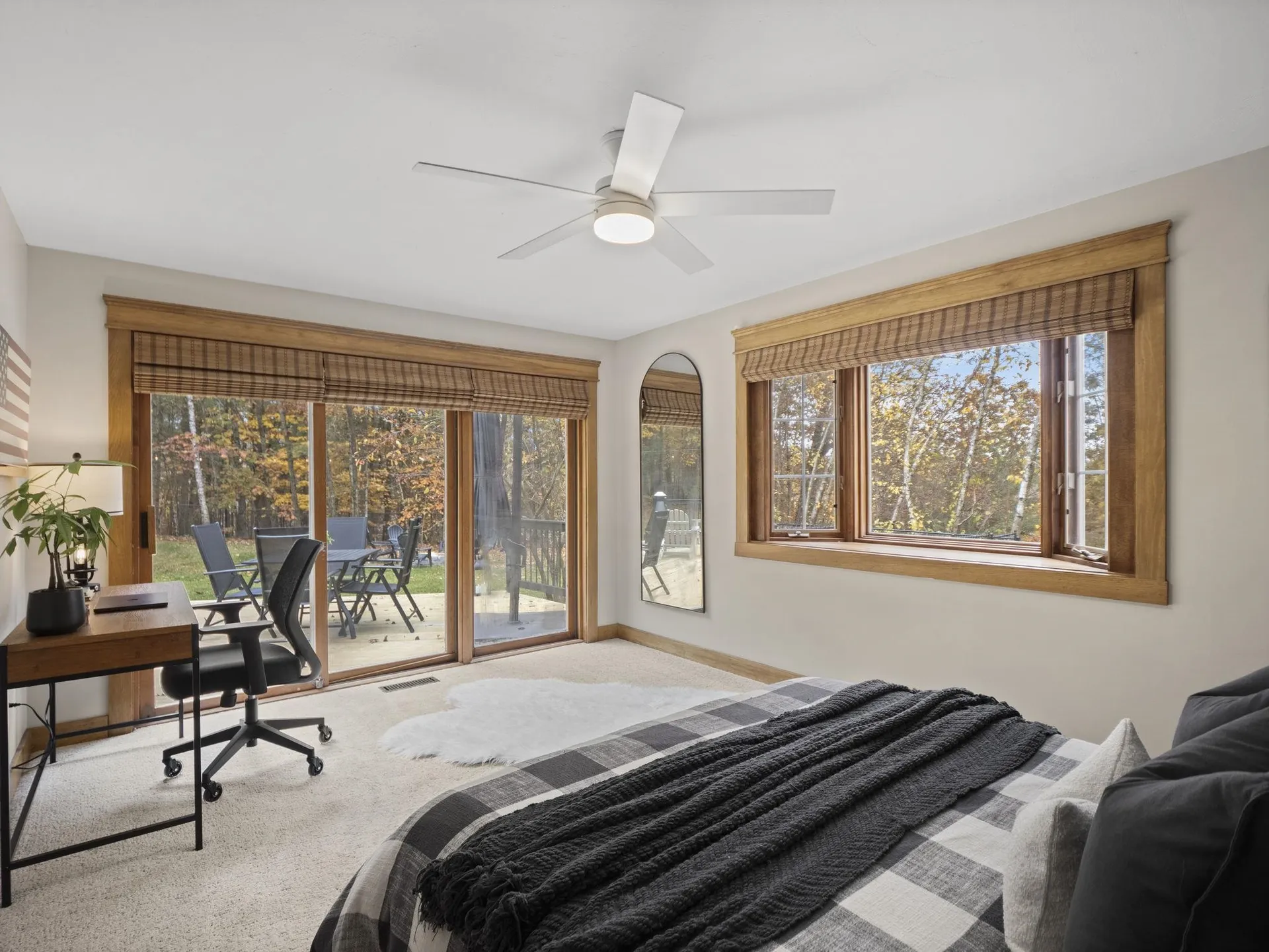 32 Noyes Road Londonderry NH 03053