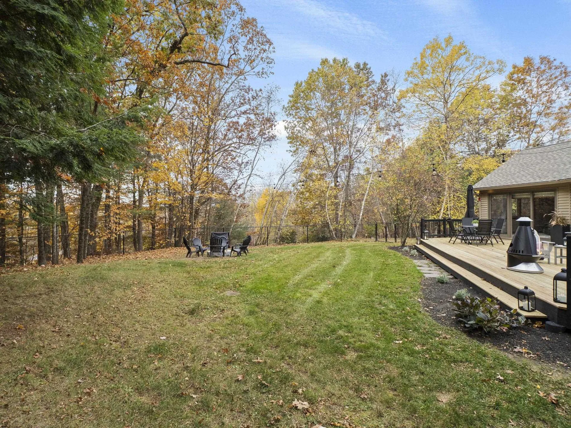 32 Noyes Road Londonderry NH 03053