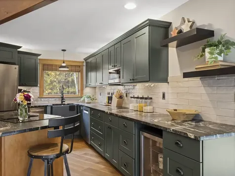 32 Noyes Road Londonderry NH 03053