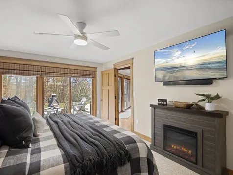 32 Noyes Road Londonderry NH 03053