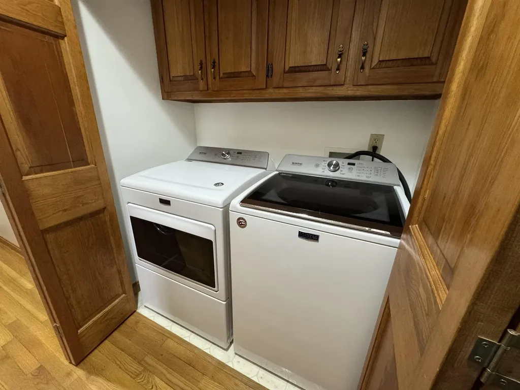 33 Dearborn Circle Walpole NH 03608