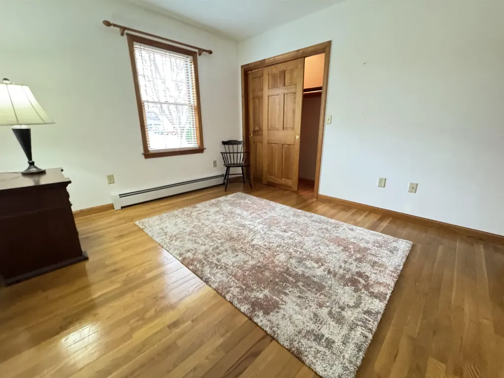 33 Dearborn Circle Walpole NH 03608